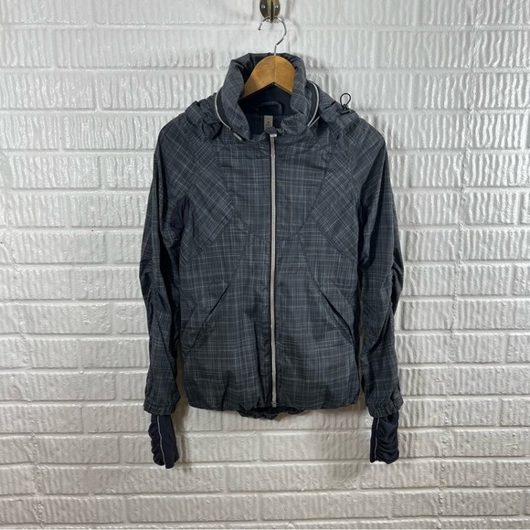 Lululemon Run Hustle Jacket Coat 2 - Picture 1 of 10